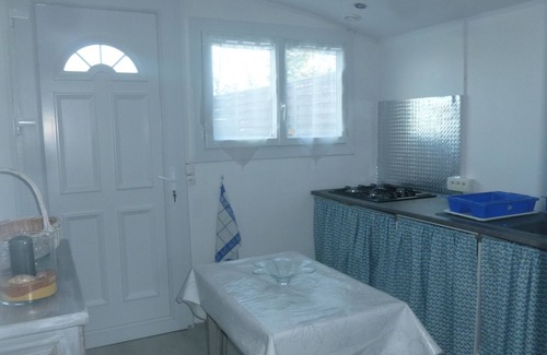 Semussac Apartment | Studio near all amenities and beaches