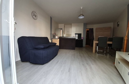 La Roche-sur-Yon Apartment | Studio near city center 2-3 persons