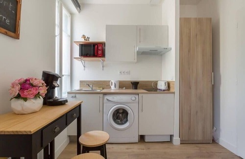 7th Arrondissement Apartment | Studio near metro and universities - Lyon 7