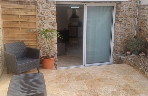 Villeneuve-le-Roi Apartment | Studio near orly airport