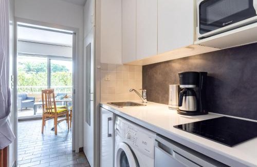 Toulon - Hyeres Apartment | Studio Port de La Gavine-27 by Interhome