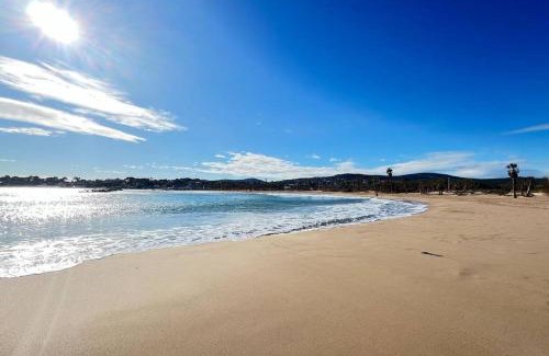 Frejus Apartment | Studio spacieux, vue imprenable sur la mer