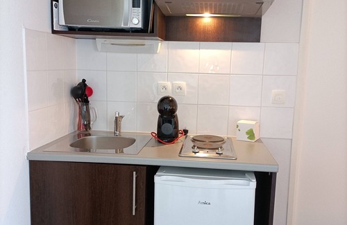 Salies-de-Bearn Apartment | Studio terrace in Residence with swimming pool C65