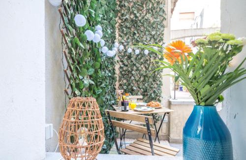 7th Arrondissement Apartment | Studio Terrasse Privée 5 min to Eiffel Tower