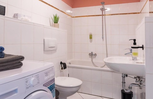 Sonnenberg Apartment | Studio THREE/Wifi/Netflix/3 getrennte Betten
