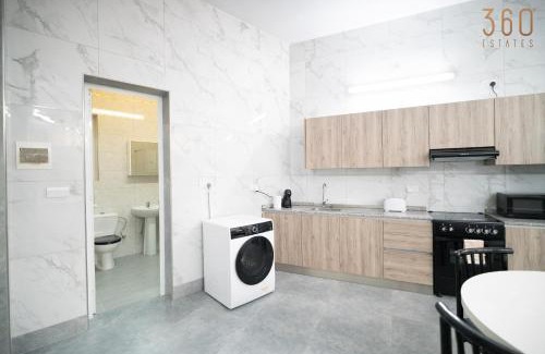 Tarxien Apartment | Studio with Full Kitchen & 3 Beds in Tarxien
