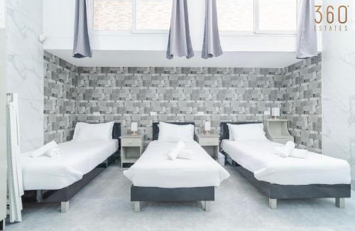 Tarxien Apartment | Studio with Full Kitchen & 3 Beds in Tarxien