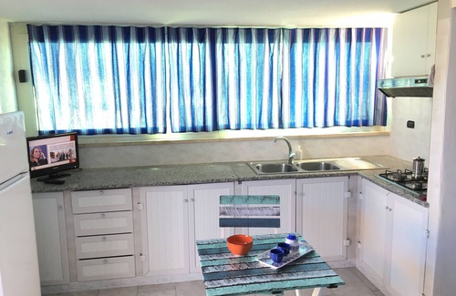 Taviano House | Studio with garden overlooking the sea