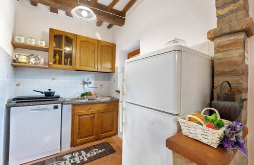 Panicale Apartment | Studio With Pool And Garden, Panicale, Italy