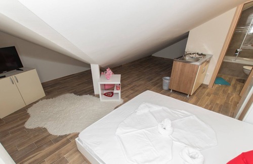 Ratac Villa | Studio with shared pool MAMATO-A10