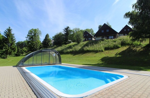 Rudnik u Vrchlabi House | Stunning private villa for 6 people with WIFI, pool, TV, terrace and pets allowed