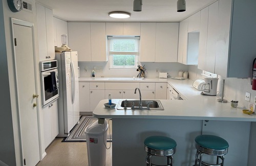 Barnegat Light Apartment | Stunning 3BR, 2BA penthouse 5 blocks from lighthouse. Only 1 week left 8/3-10