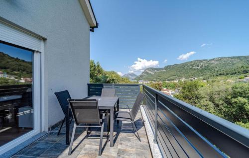 Zuljana Apartment | Stunning Apartment In Zuljana