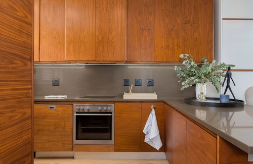 Bantry Bay Apartment | Stunning Bantry Bay Haven - Beach on Your Doorstep