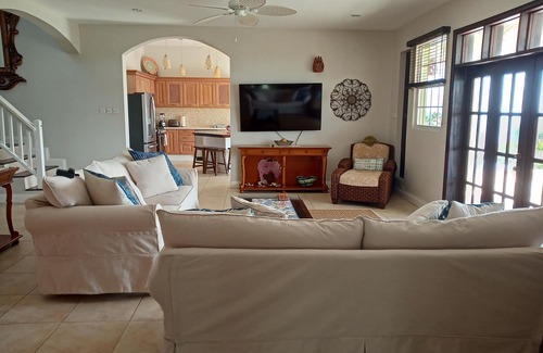 Frigate Bay House | Stunning Caribbean House With Breath-taking Views