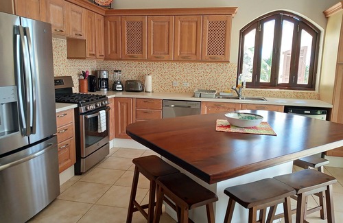 Frigate Bay House | Stunning Caribbean House With Breath-taking Views