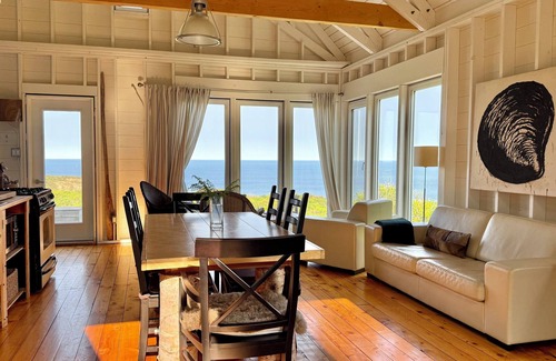Chimney Corner Cottage | Stunning Cottage and Ocean Views 3 min. to Beach, near Cabot Trail & Park