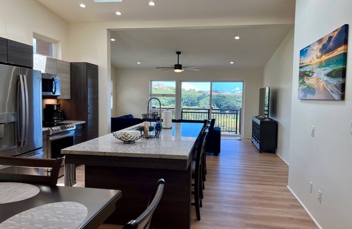 Moanalua House | STUNNING FAIRWAY VIEWS, HOME "E"-CLEAN-NEW-GATED, NEAR JBPHH, CAGE # AVAILABLE.
