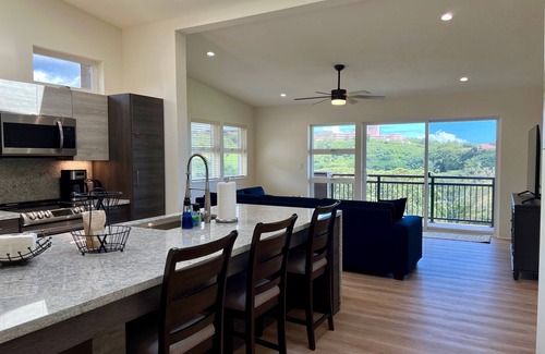 Moanalua House | STUNNING FAIRWAY VIEWS, HOME "E"-CLEAN-NEW-GATED, NEAR JBPHH, CAGE # AVAILABLE.