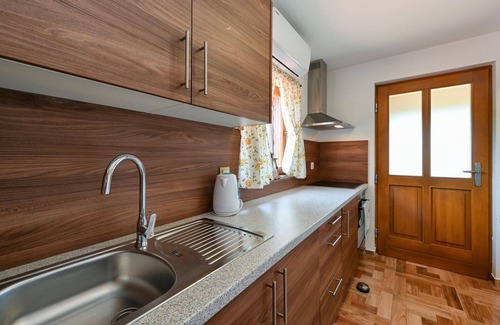 Ludbreg House | Stunning home in Vinogradi Ludbreski