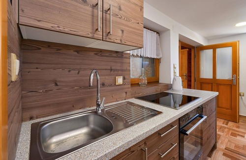 Ludbreg House | Stunning home in Vinogradi Ludbreski