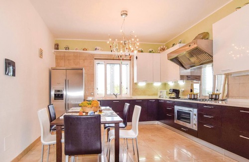 Praia a Mare House | Stunning home in Praia a Mare CS