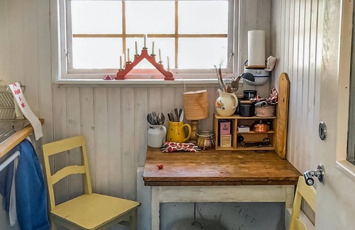 Undal House | Stunning home in åkerberga with sauna