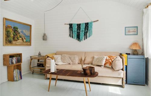 Maribo House | Stunning Home In Askø With Kitchen