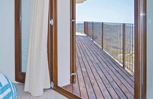 Galilea House | Stunning home in Galilea