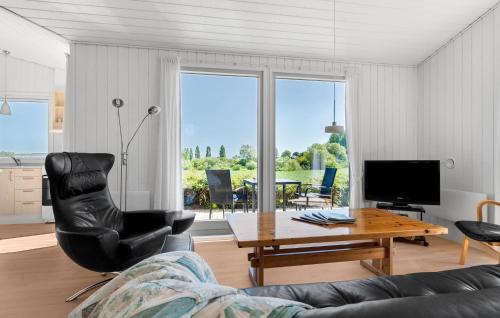 Vikær Strand House | Stunning Home In Haderslev With Sauna