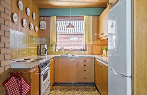 Hojslev House | Stunning home in Højslev with WiFi