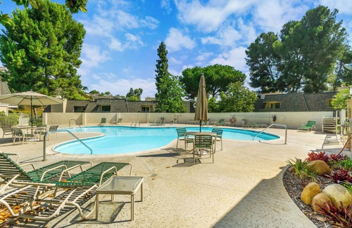 Kensington House | Stunning Home in San Diego - With Pool