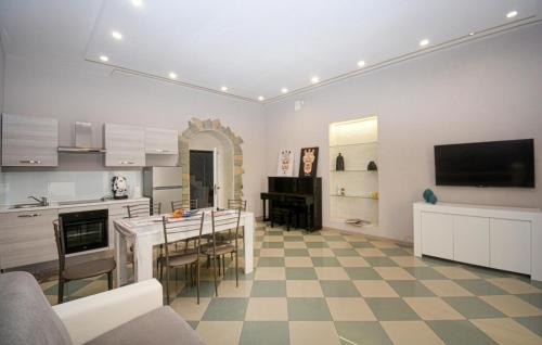 Solarino House | Stunning Home In Solarino