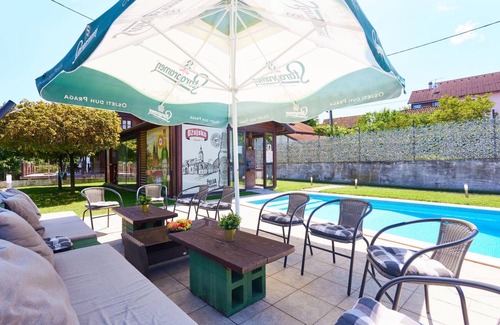 Kupinecki Kraljevec House | Stunning home in Starjak