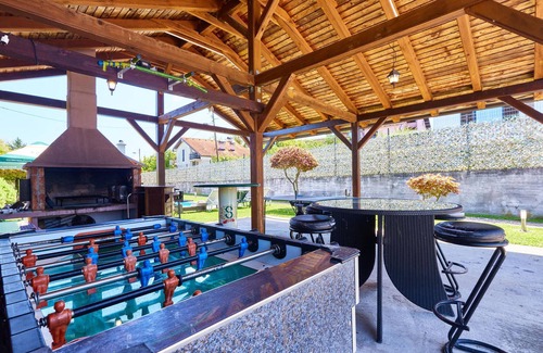 Kupinecki Kraljevec House | Stunning home in Starjak