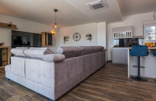 Vrsi House | Stunning home in Vrsi