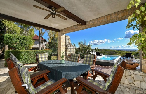 Sveti Juraj na Bregu House | Stunning home in Vucetinec