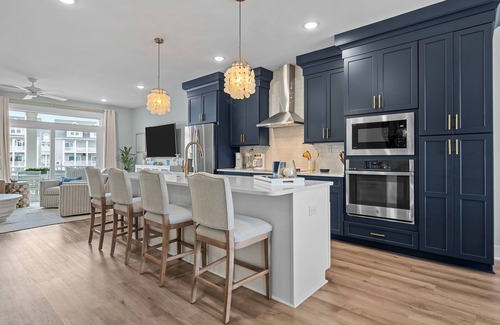 Morehead City House | Stunning Inlet Cove Townhome (Dock Holidays)