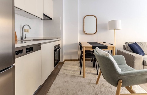 Kagithane Apartment | Stunning Istanbul Retreat 3 min to Kanyon Mall