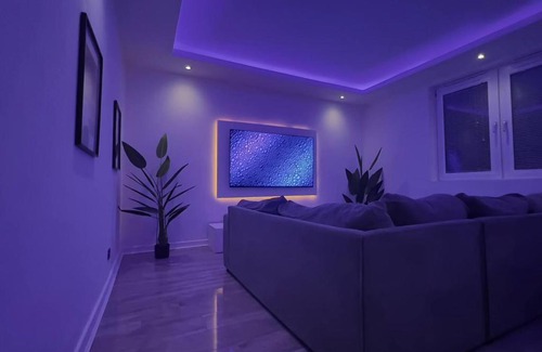 Wishaw Apartment | Stunning Luxury Apartment Near Motherwell