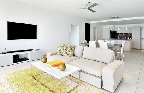 Belair Apartment | Stunning Ocean View in St Maarten -3BD