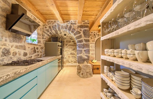 Nenadici House | Stunning private villa for 6 guests with WIFI, hot tub, A/C, private pool, TV and terrace