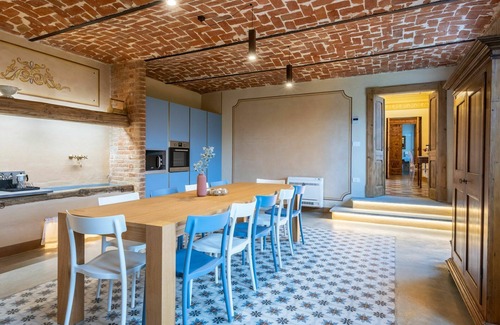 San Desiderio Villa | Stunning private villa for 10 people with WIFI, A/C, private pool, TV and patio