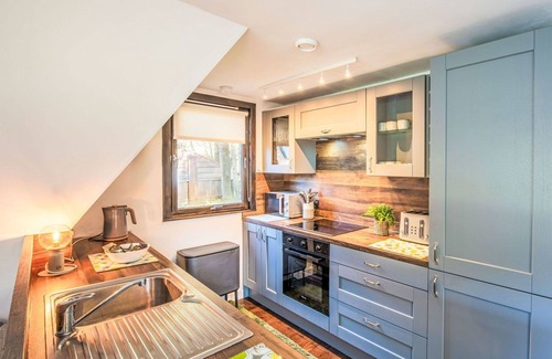 South Laggan House | Stunning private villa for 6 guests with WIFI, terrace and panoramic view