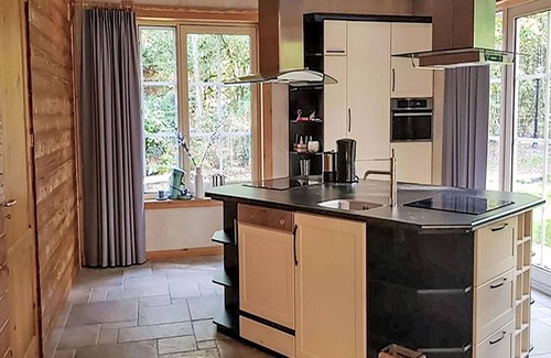 Bosgebied Hoenderloo House | Stunning private villa for 14 guests with pool, WIFI, TV and terrace