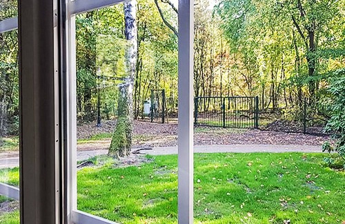 Bosgebied Hoenderloo House | Stunning private villa for 14 guests with pool, WIFI, TV and terrace