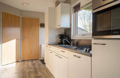 Linden House | Stunning private villa for 6 guests with WIFI, TV and terrace