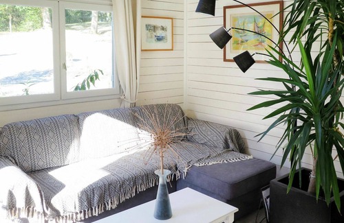 Gueyze House | Stunning private villa for 4 guests with private pool, A/C, WIFI, TV, patio and parking