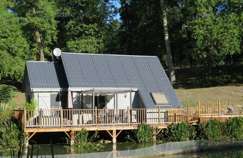 Gueyze House | Stunning private villa for 4 guests with private pool, A/C, WIFI, TV, patio and parking