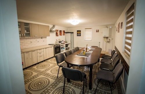 Campulung Moldovenesc House | Stunning 5 Bed House in Campulung Moldovenesc